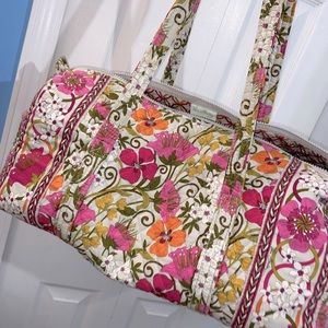 Vera Bradley large pink duffel bag
